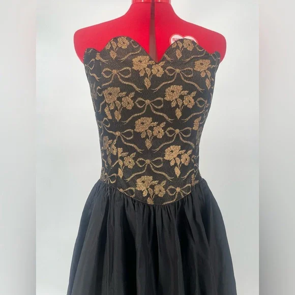 1980s Gunne Sax Strapless Black And Gold Prom Dress - Picture 3 of 16